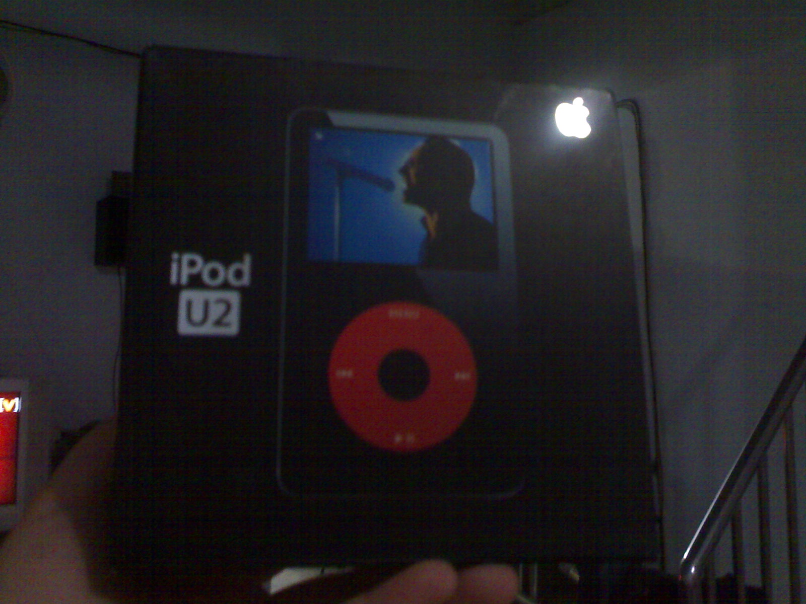 u2 ipod packaging